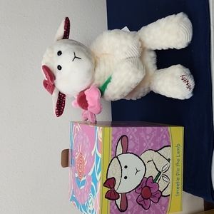 NIB, Scentsy Buddy Authentic Kids. Sweetie Pie The Lamb. (Retired) Made in USA
